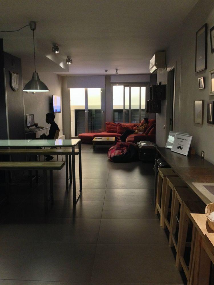 ברצלונה Don Moustache Boutique Hostel מראה חיצוני תמונה