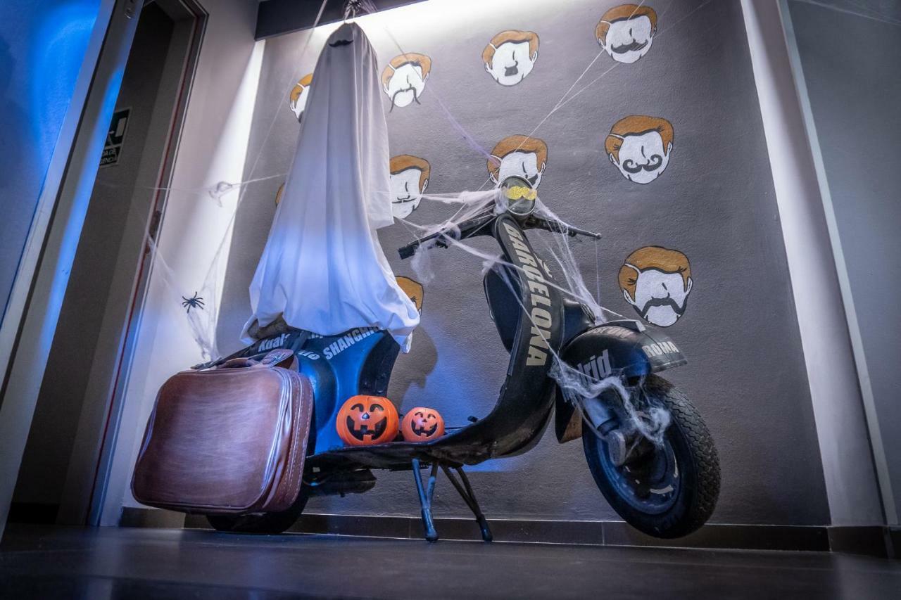 ברצלונה Don Moustache Boutique Hostel מראה חיצוני תמונה